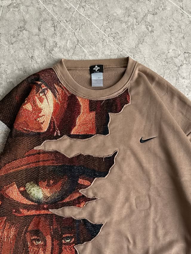 AOT ENDING Crewneck